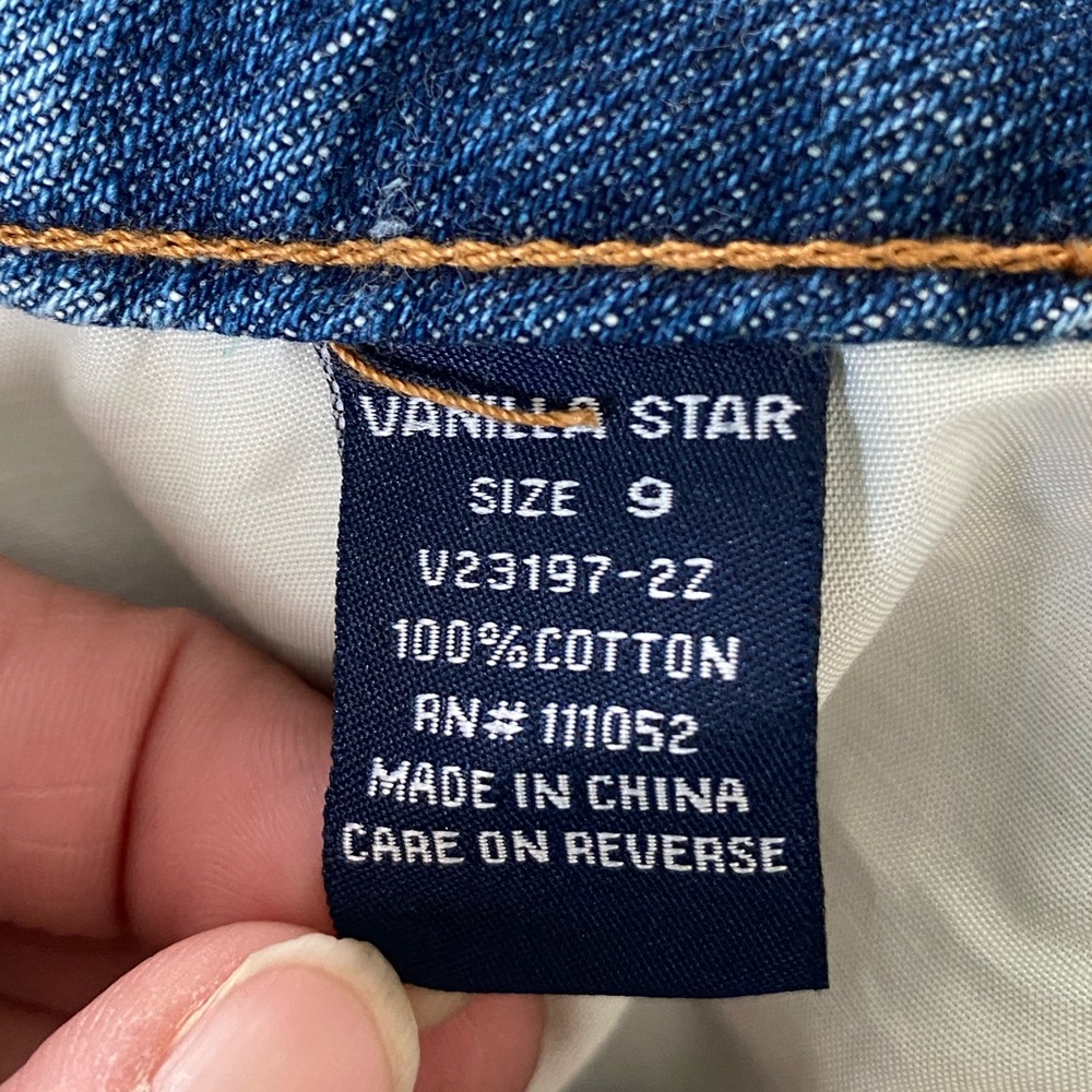 NWT Vanilla Star Distressed 90's Boyfriend Jeans high-rise straight-leg size 9 - Picture 12 of 16